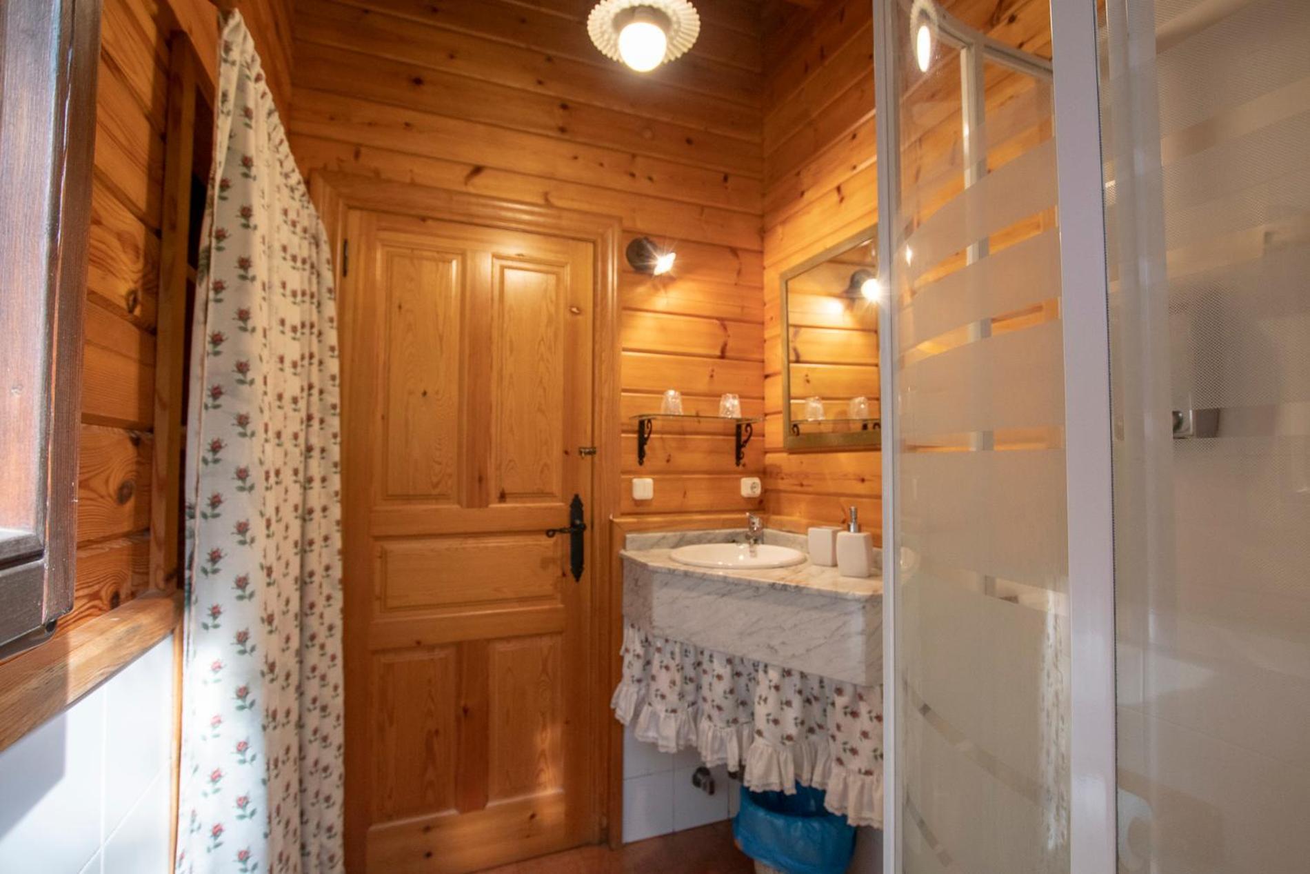 Apartamentos El Cueto Овиньяна Экстерьер фото